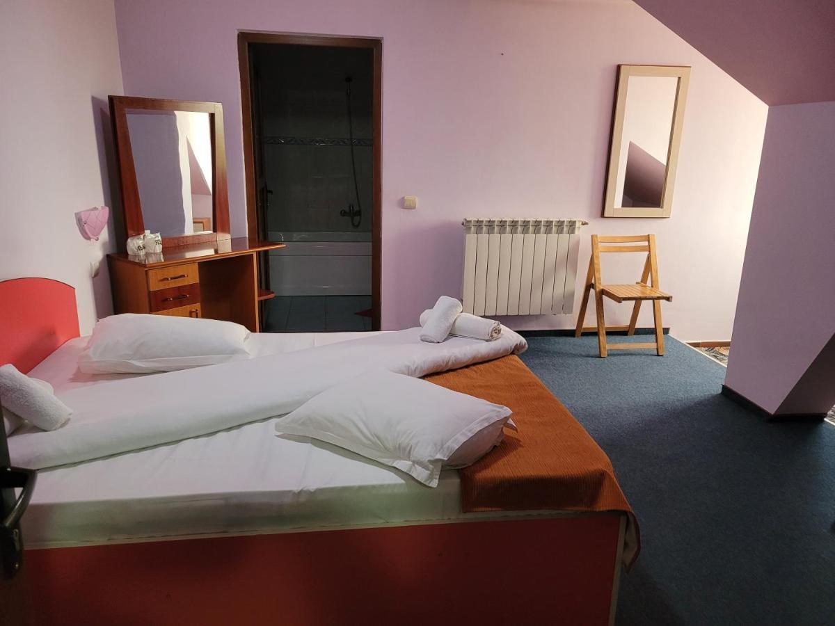 Motel Minerva Tirgu Ocna Exterior photo